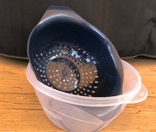 plastic colander